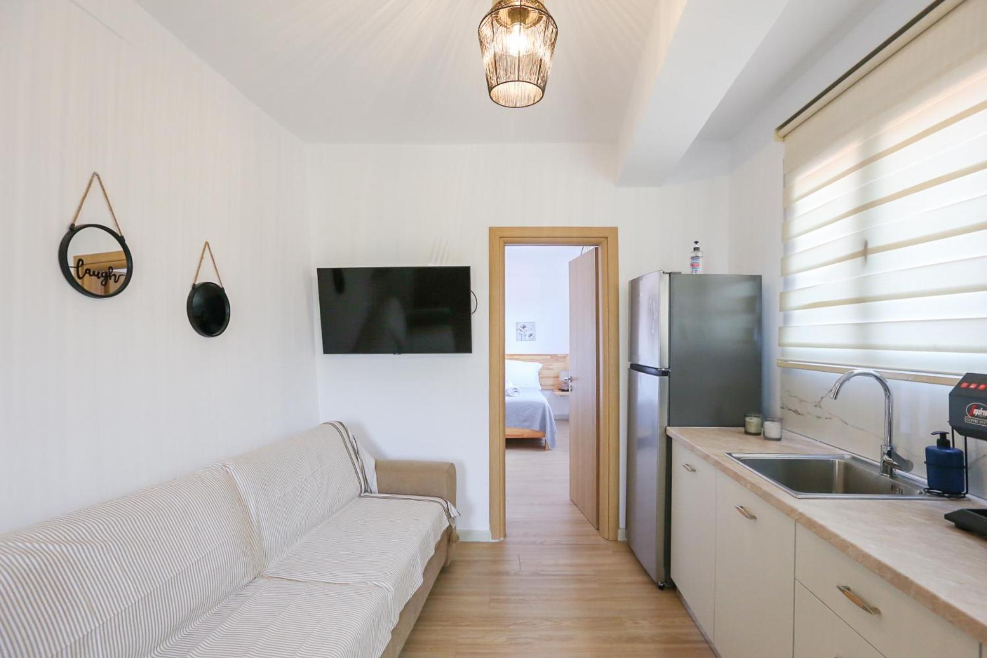 Village View Apartments Himare Exterior foto