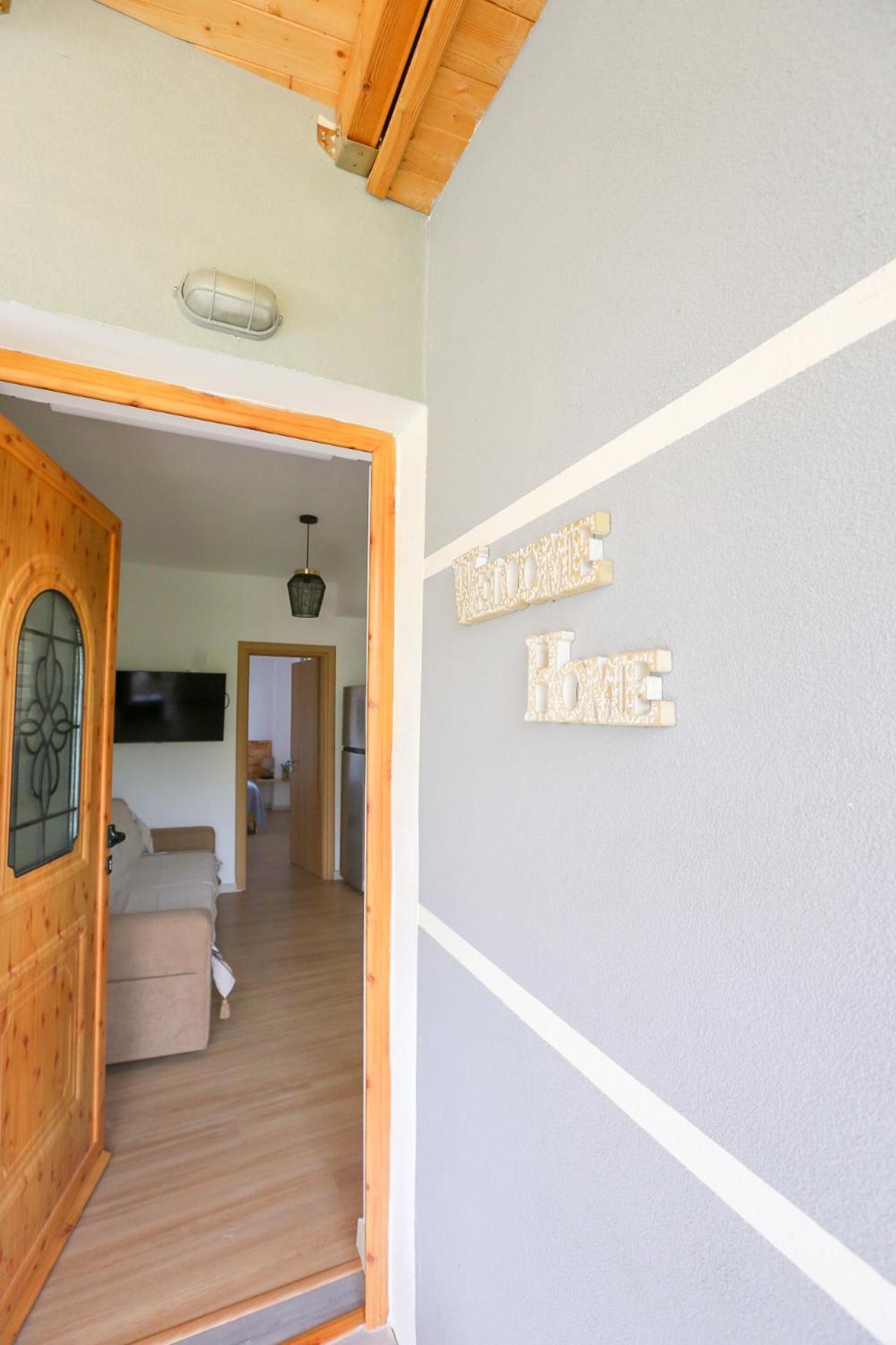 Village View Apartments Himare Exterior foto