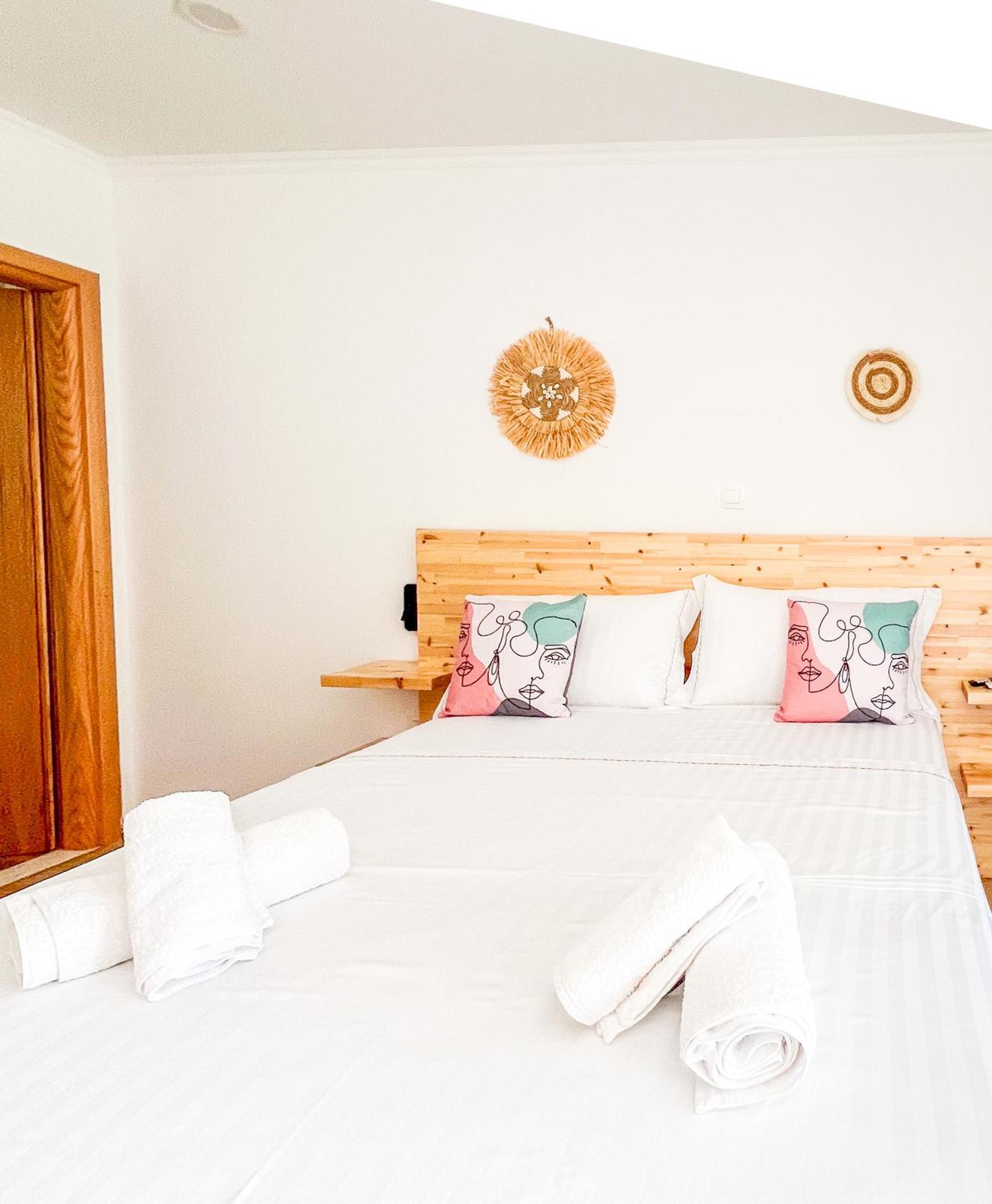 Village View Apartments Himare Exterior foto