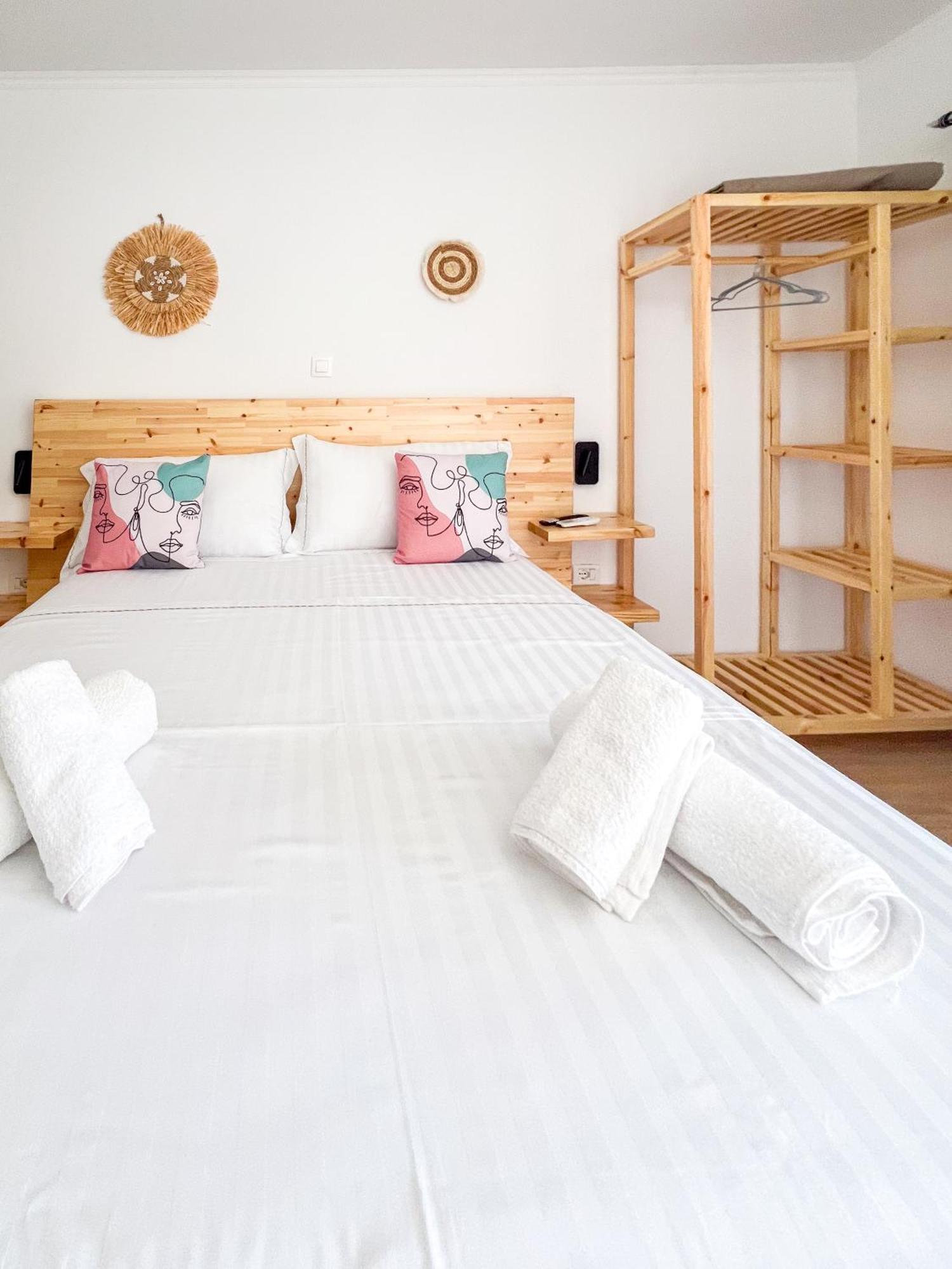 Village View Apartments Himare Exterior foto