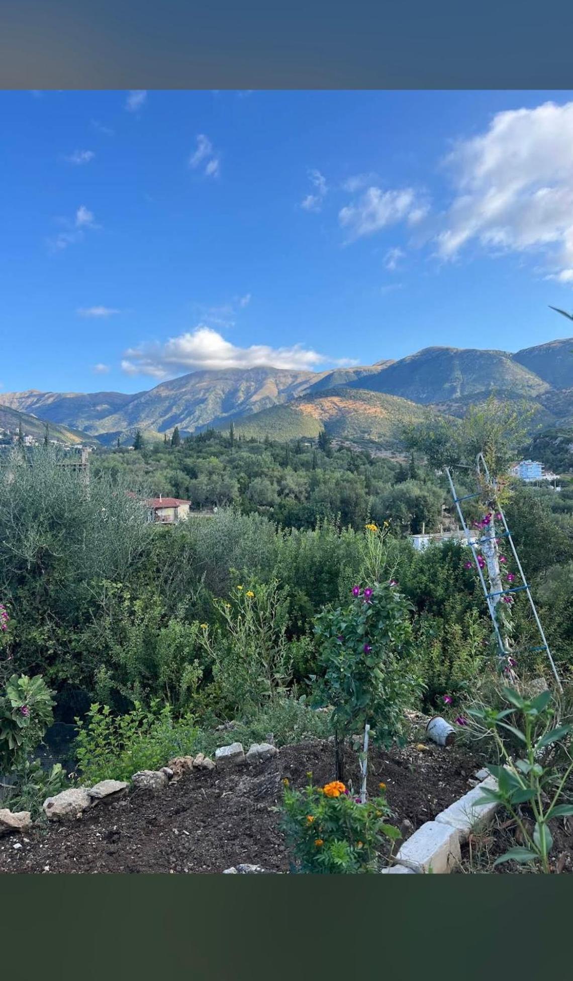 Village View Apartments Himare Exterior foto